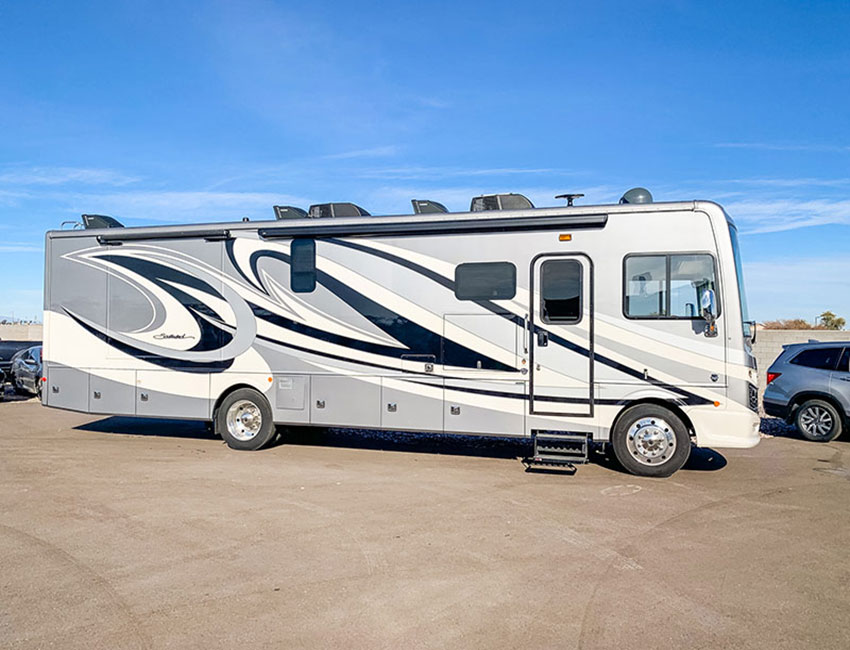 Tow-Truck-RV-Towing Tow Truck