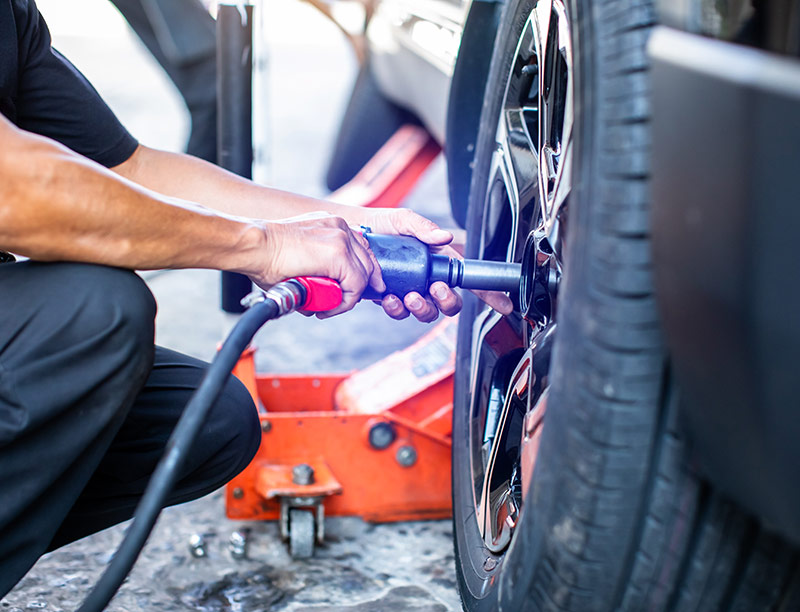 Tire Change Los Angeles Roadside Assistance